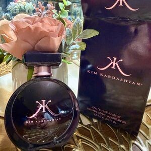 Kardashian Kollection Eau de Parfum - Black and Pink